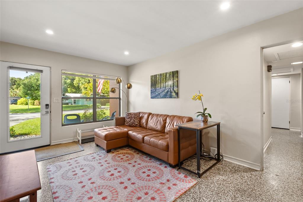 1721 MONTCALM STREET, ORLANDO, FL — photo 3 of 30