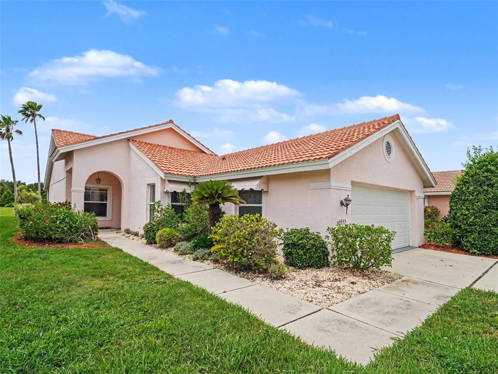 6643 OAKBROOKE CIRCLE