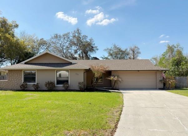 107 PINEAPPLE COURT