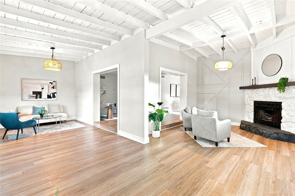 340 55TH AVENUE S, ST PETERSBURG, FL — photo 3 of 30
