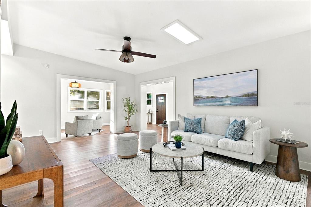 340 55TH AVENUE S, ST PETERSBURG, FL — photo 5 of 30