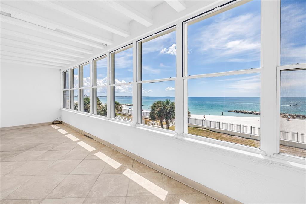 7000 BEACH PLAZA UNIT 307, ST PETE BEACH, FL — photo 4 of 30