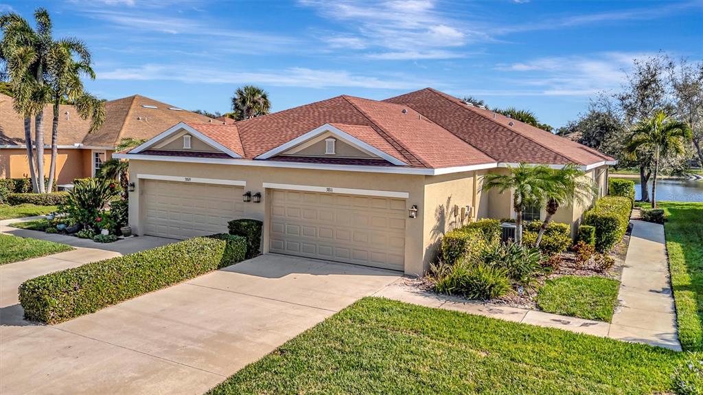 3811 BRIDLECREST LANE