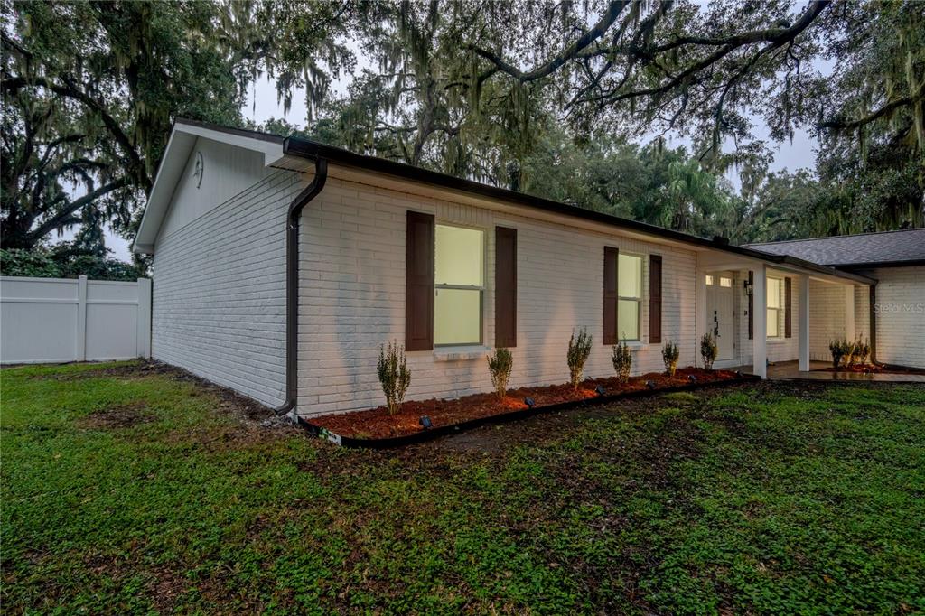611 ROOKS ROAD, SEFFNER, FL — photo 3 of 30