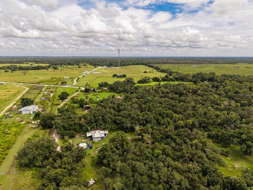 16445 COKER GULLY ROAD, MYAKKA CITY, FL — photo 4 of 10