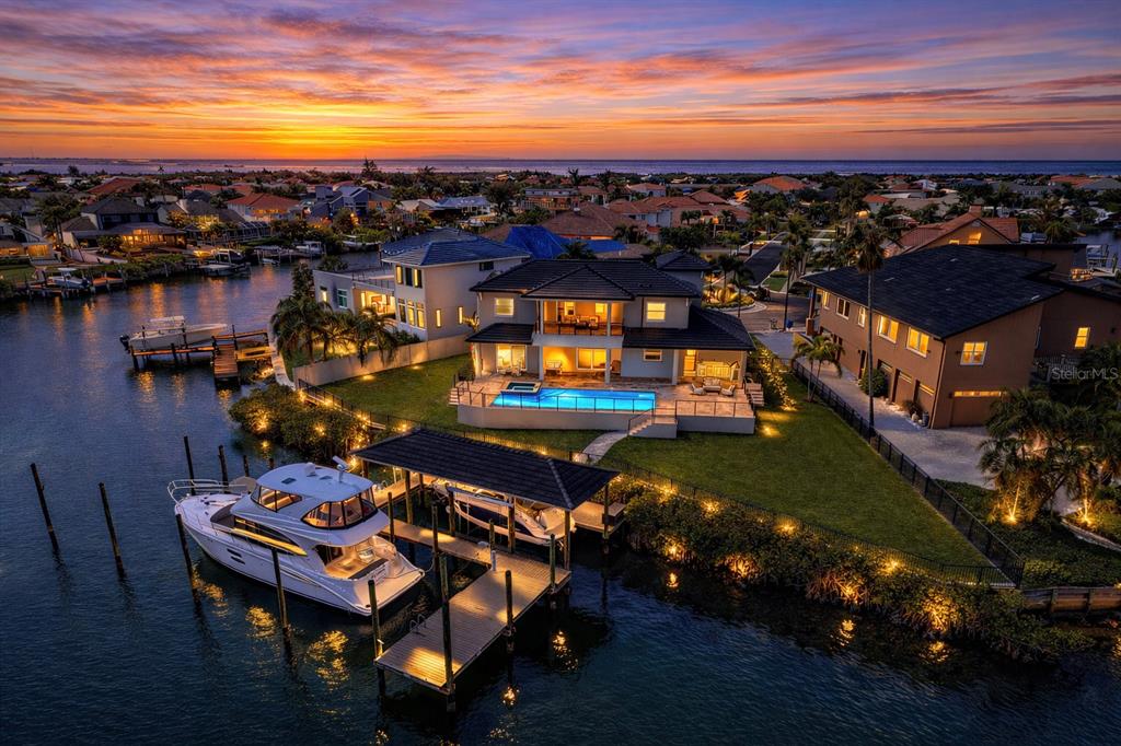 901 CAPRICCIO LANE