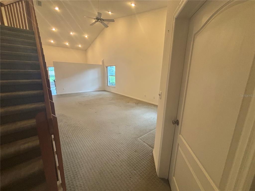 8815 VILLAGE GREEN BOULEVARD, CLERMONT, FL — photo 5 of 25