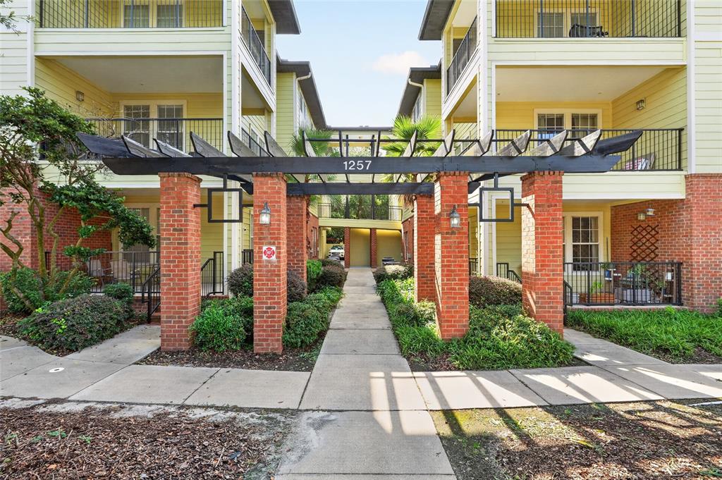 1257 SW 9TH ROAD UNIT 206, GAINESVILLE, FL — photo 2 of 30