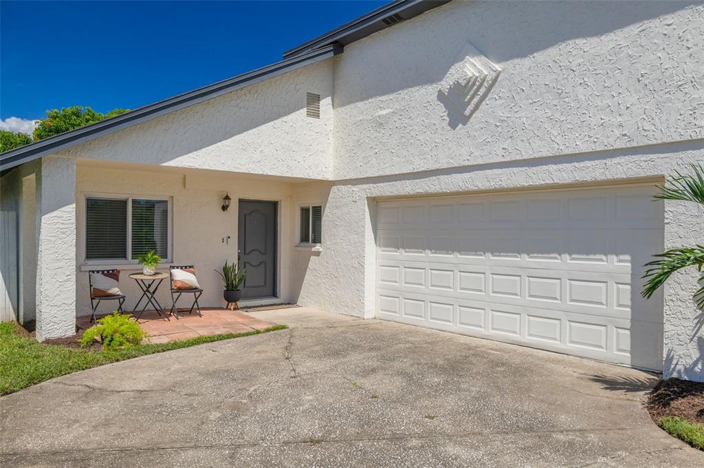 3160 CHAMBLEE LANE, CLEARWATER, FL — photo 2 of 30