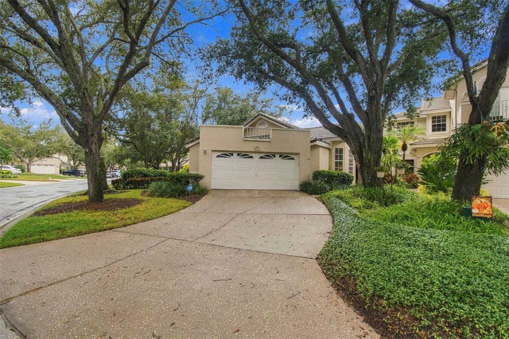 435 DATE PALM COURT NE, ST PETERSBURG, FL — photo 4 of 30