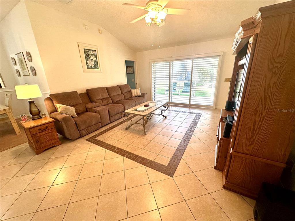 3033 HILLSIDE LANE, THE VILLAGES, FL — photo 5 of 18