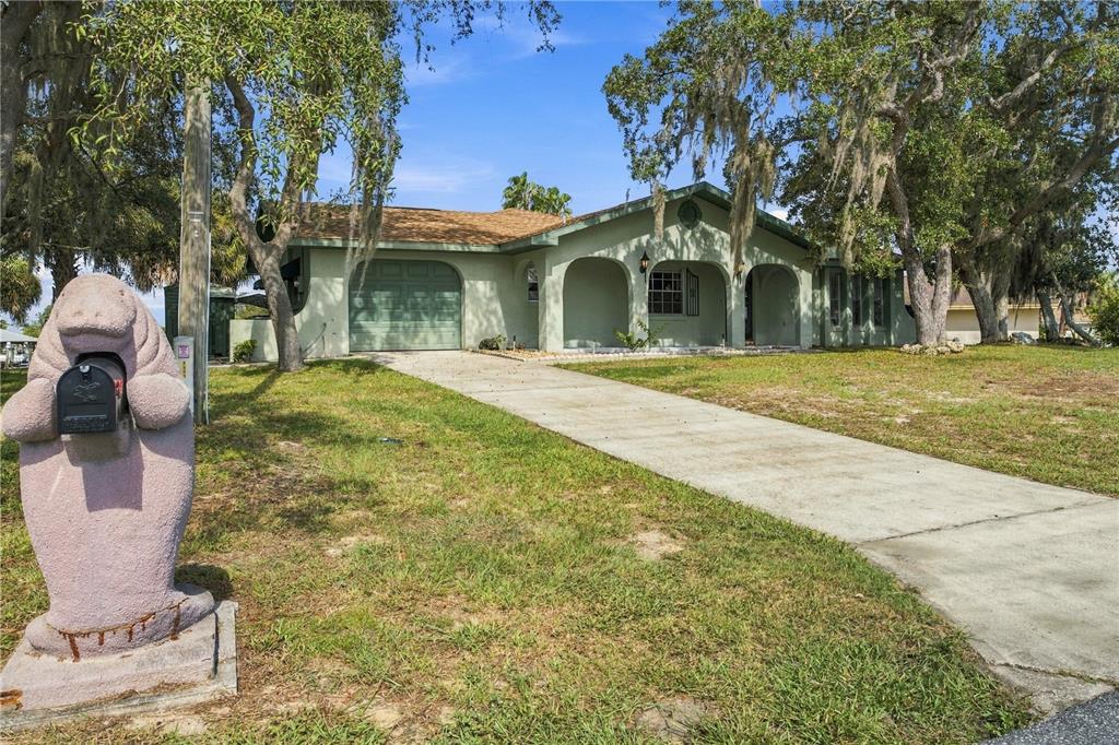 11675 W DIXIE SHORES DRIVE, CRYSTAL RIVER, FL — photo 2 of 30