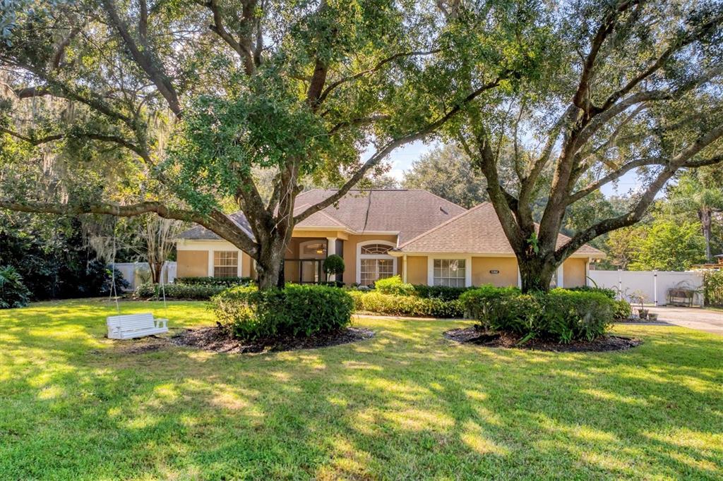 5302 FOREST BREEZE COURT