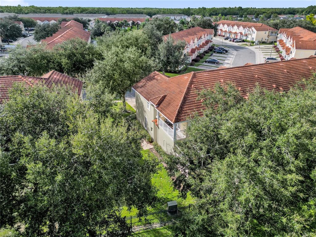 1266 S BEACH CIRCLE, KISSIMMEE, FL — photo 5 of 29