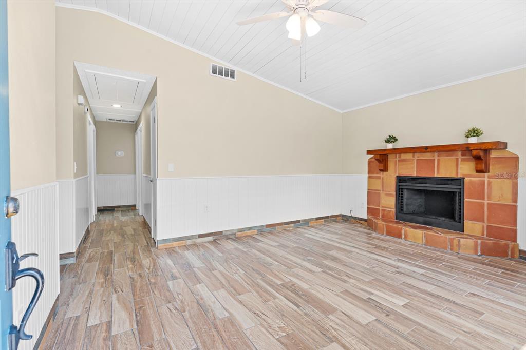 1205 MOHRLAKE DRIVE, BRANDON, FL — photo 2 of 30