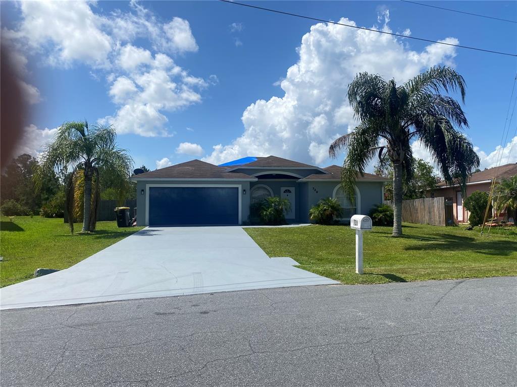 739 PARROT COURT