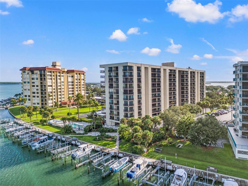 690 ISLAND WAY UNIT 1109