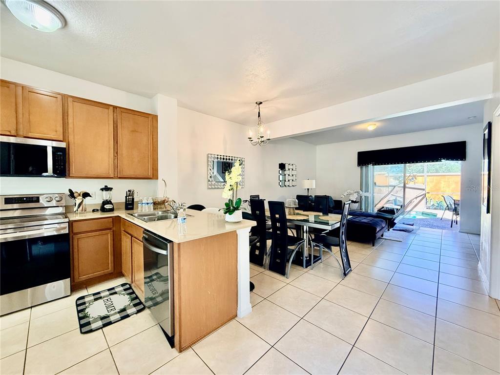 4548 ALBERTO CIRCLE, KISSIMMEE, FL — photo 2 of 19