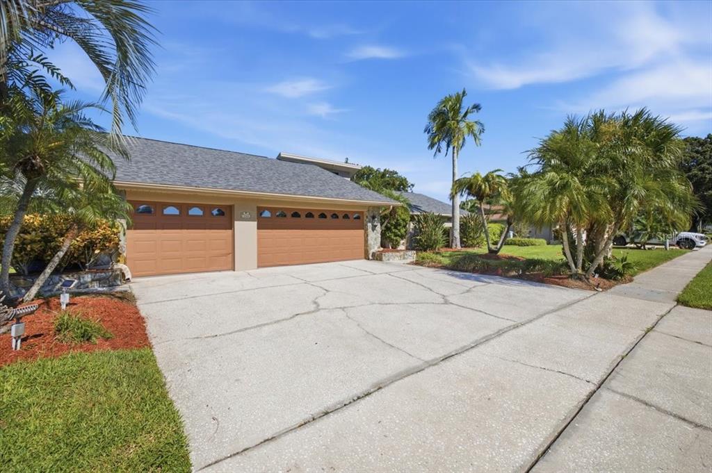 3168 MASTERS DRIVE, CLEARWATER, FL — photo 3 of 65