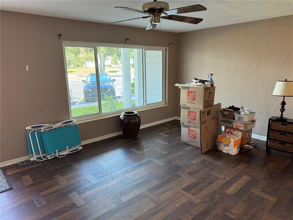 2020 WORLD PARKWAY BOULEVARD UNIT 8, CLEARWATER, FL — photo 3 of 9