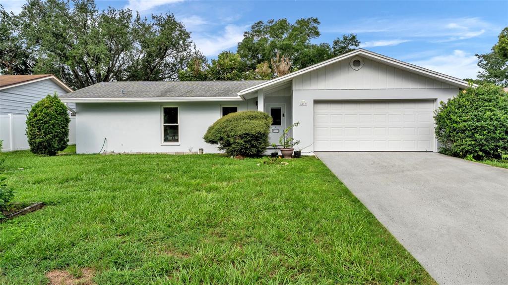 6137 WATERMAN LANE, LAKELAND, FL — photo 2 of 40