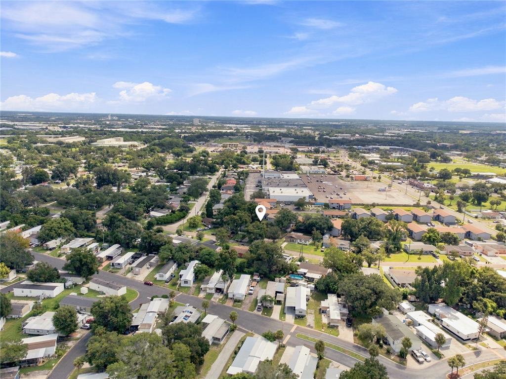 802 PAPAYA DRIVE, TAMPA, FL — photo 4 of 30