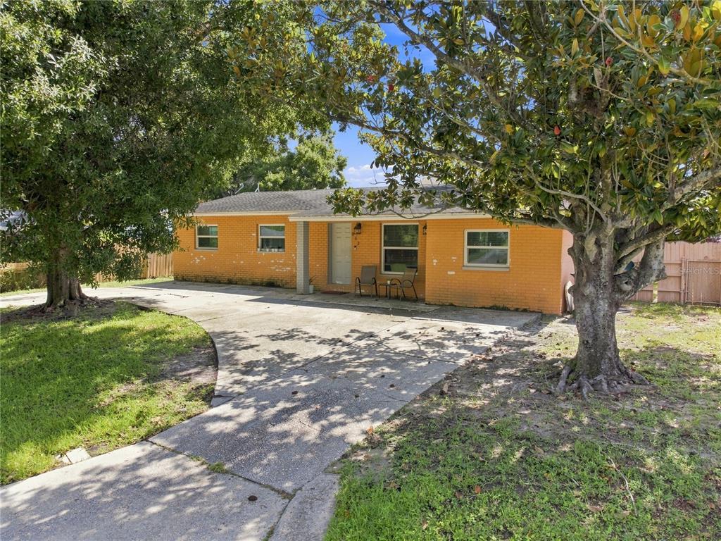 802 PAPAYA DRIVE, TAMPA, FL — photo 5 of 30