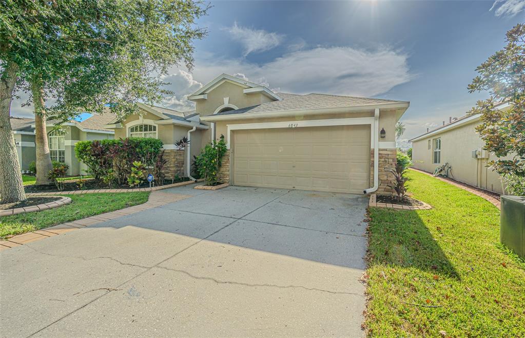 6843 RUNNER OAK DRIVE