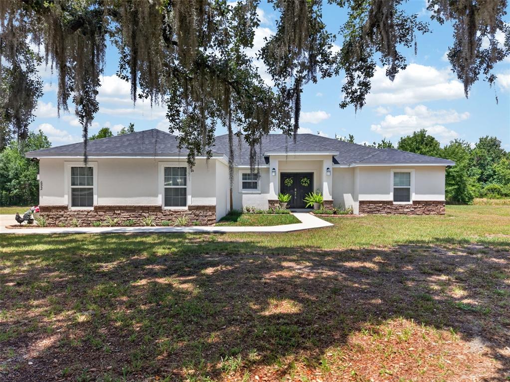 692 HOWARD ROAD