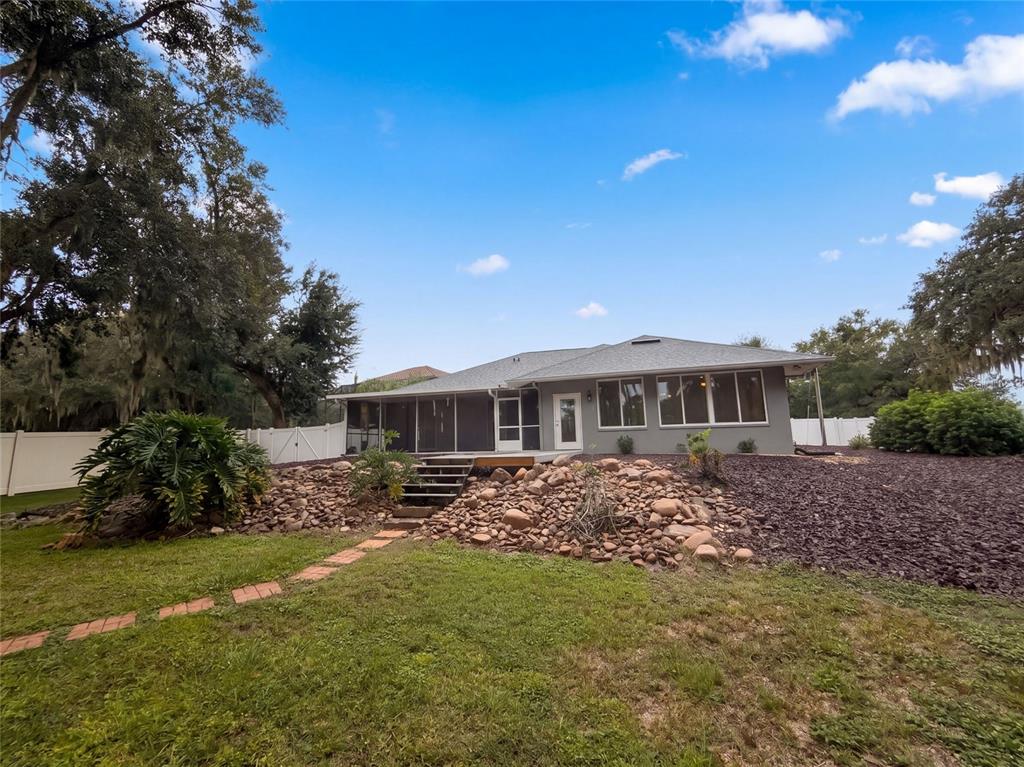 219 WILLOW BEND PARKWAY, LUTZ, FL — photo 5 of 28