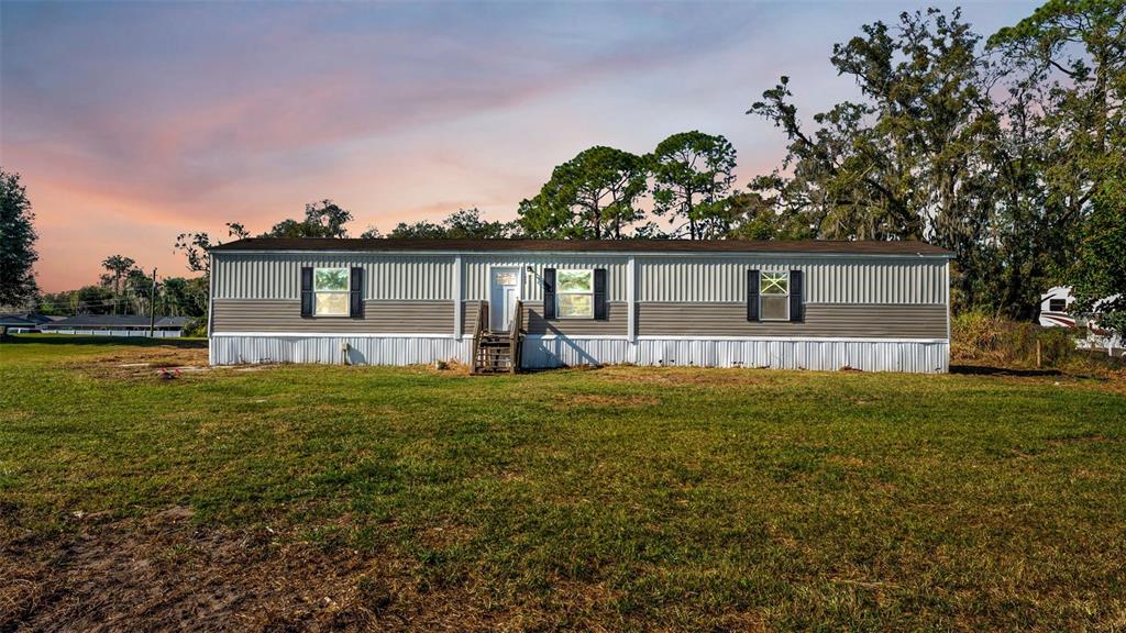 1815 CHRISTY LANE