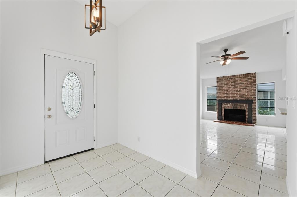 39 CHIP COURT, KISSIMMEE, FL — photo 3 of 30