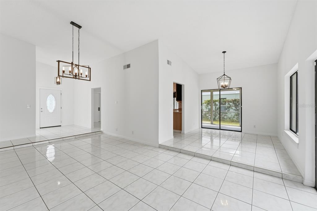 39 CHIP COURT, KISSIMMEE, FL — photo 4 of 30