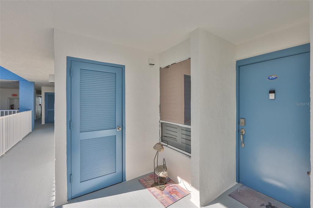 16308 GULF BOULEVARD UNIT 408, REDINGTON BEACH, FL — photo 3 of 30