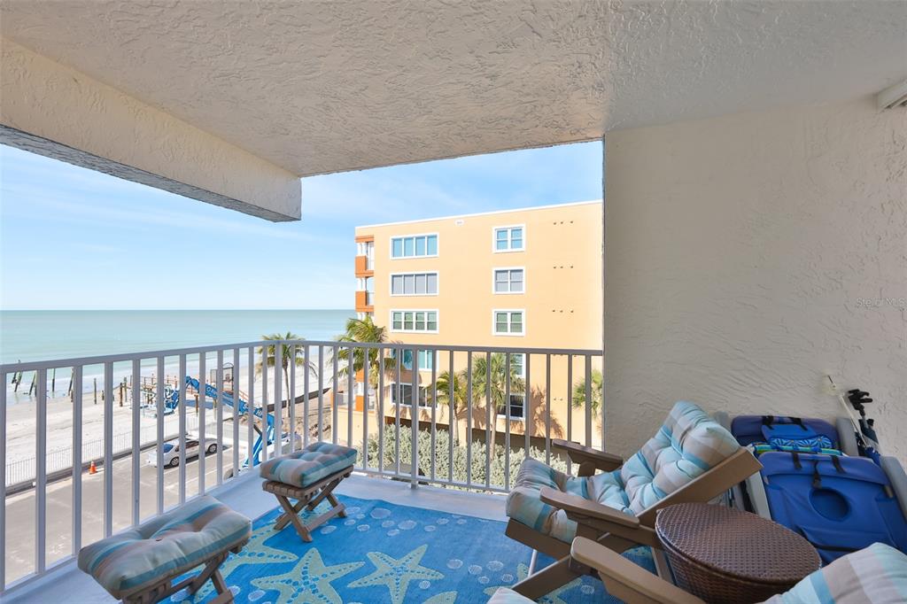 16308 GULF BOULEVARD UNIT 408, REDINGTON BEACH, FL — photo 4 of 30
