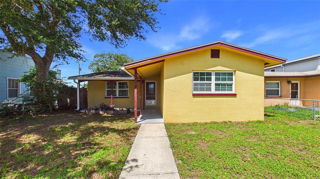 5029 EMERSON AVENUE S, ST PETERSBURG, FL — photo 5 of 30