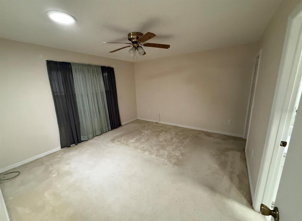 2704 BENAVIDES DRIVE, THE VILLAGES, FL — photo 2 of 7