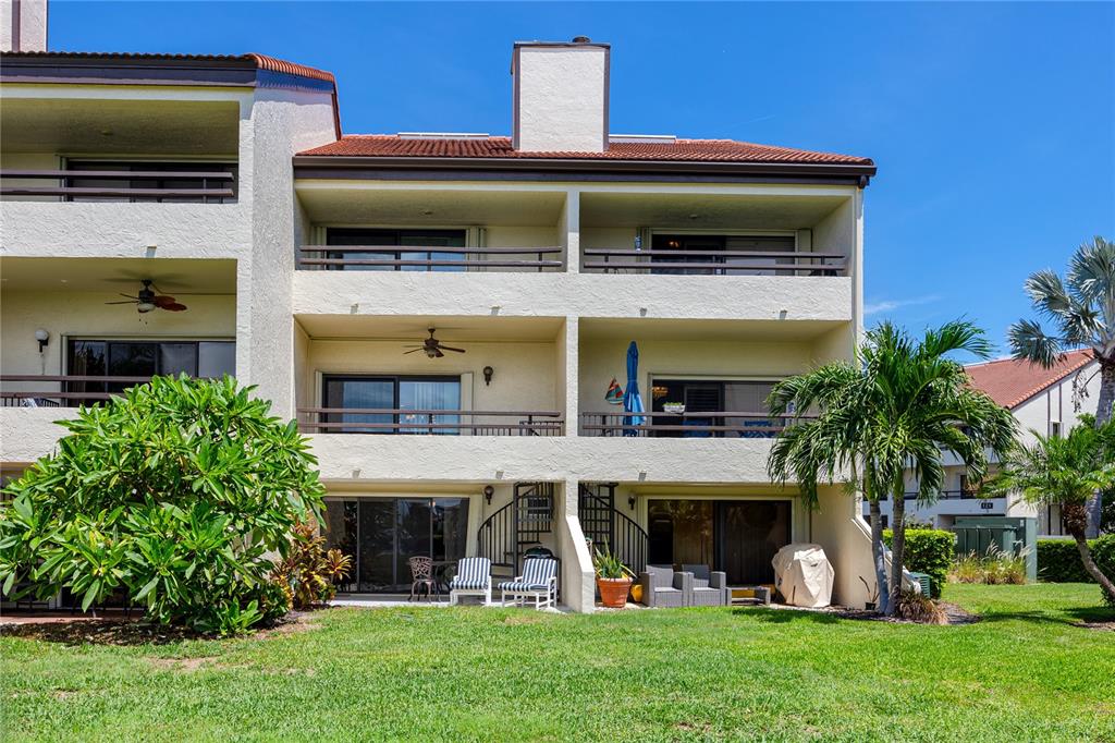 126 1ST STREET E UNIT 102, TIERRA VERDE, FL — photo 2 of 30