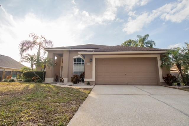 878 LAKE JACKSON CIRCLE