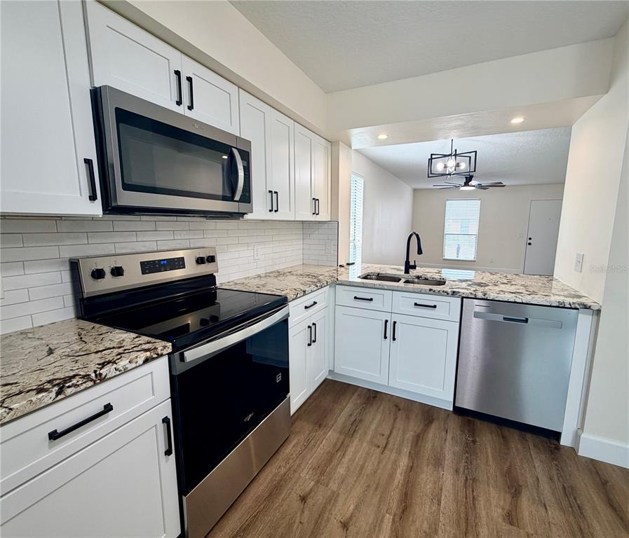 615 CASA PARK COURT UNIT G, WINTER SPRINGS, FL — photo 5 of 23