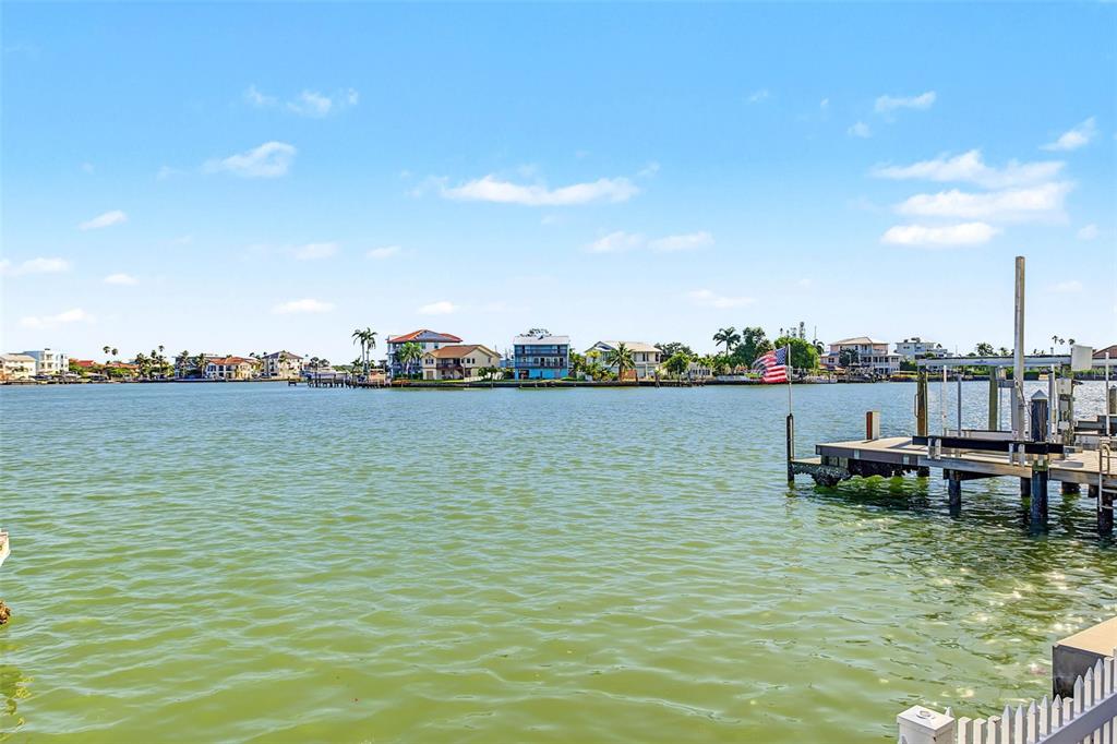 14105 E PARSLEY DRIVE, MADEIRA BEACH, FL — photo 3 of 7