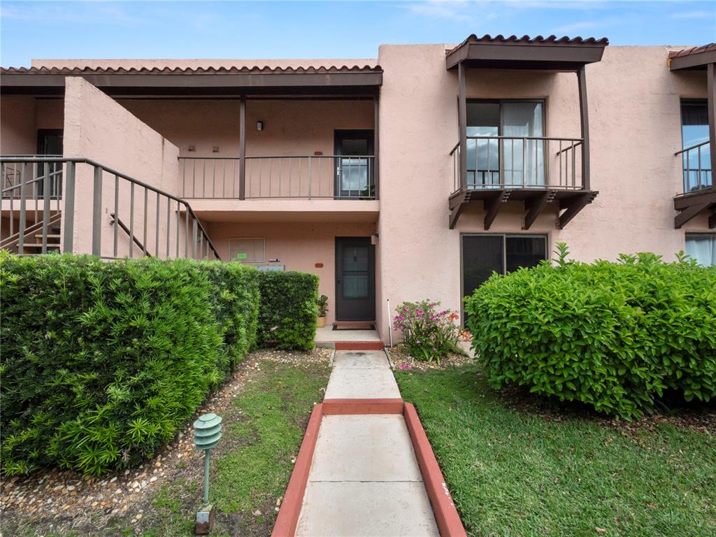230 LA CASA UNIT 230