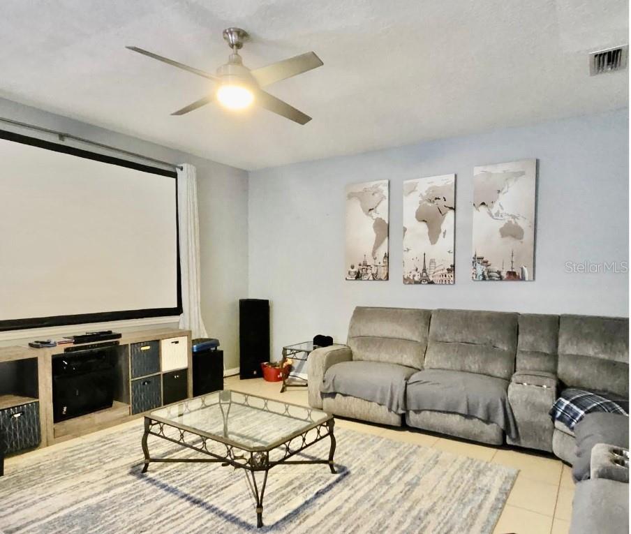 12135 FOX BLOOM AVENUE, GIBSONTON, FL — photo 5 of 15