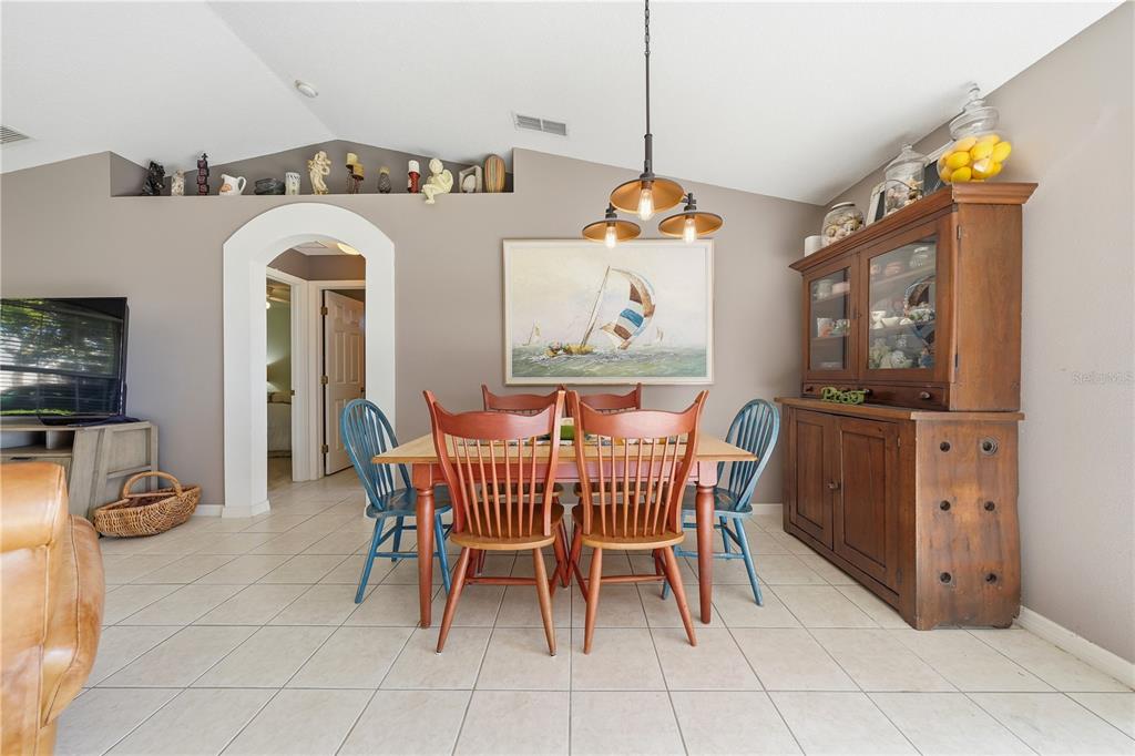 1827 LAKE VILLA DRIVE, TAVARES, FL — photo 5 of 30
