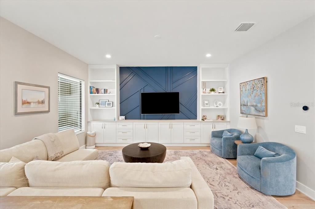 3011 W NORTH B STREET, TAMPA, FL — photo 3 of 30