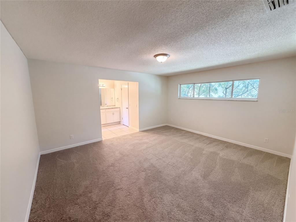 208 ROBIN ROAD, ALTAMONTE SPRINGS, FL — photo 4 of 30