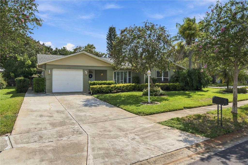 705 LEEWARD WAY, PALM HARBOR, FL — photo 2 of 30