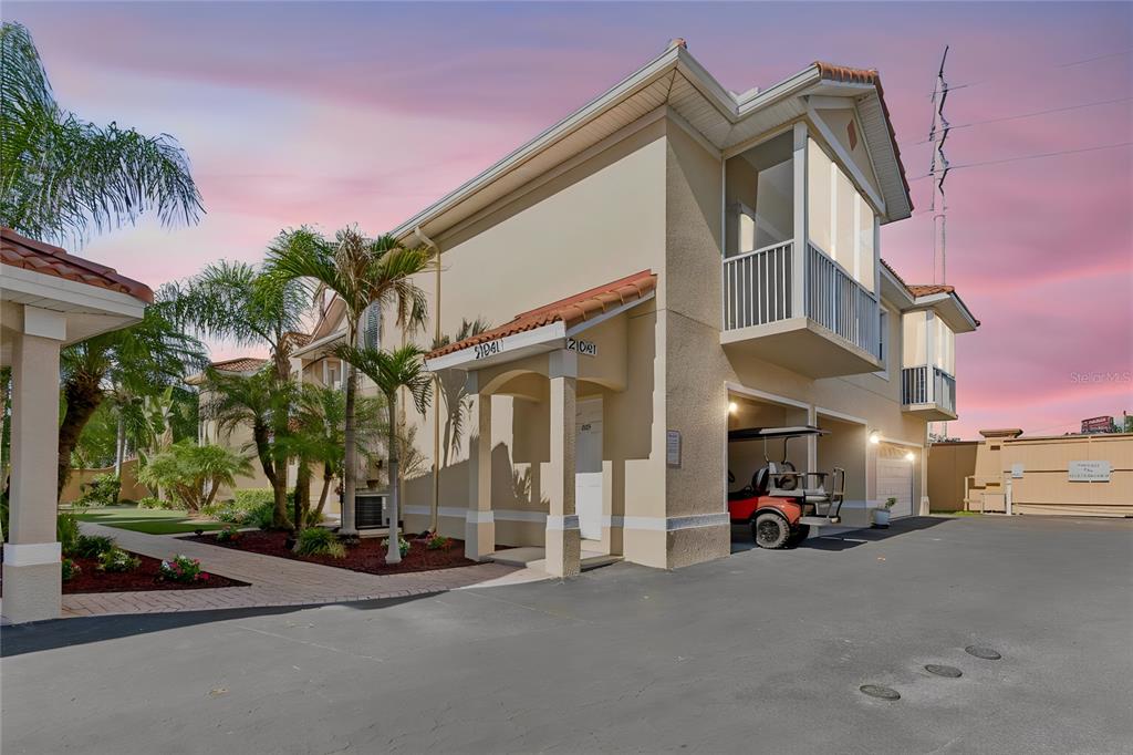 21041 SUNPOINT WAY UNIT 201