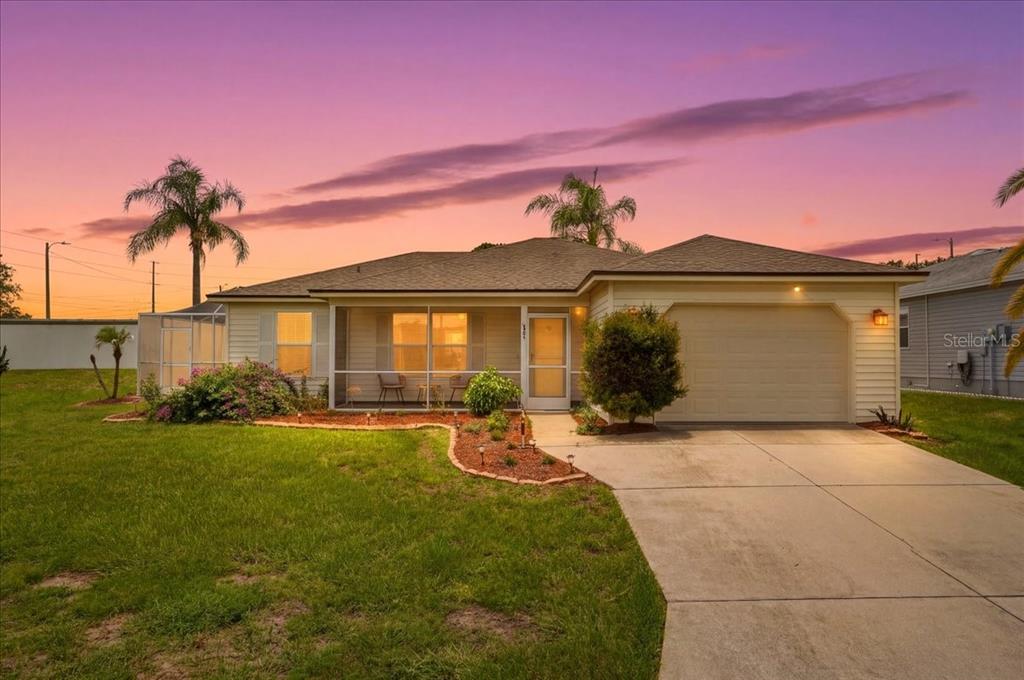 1001 CANARY CIRCLE S