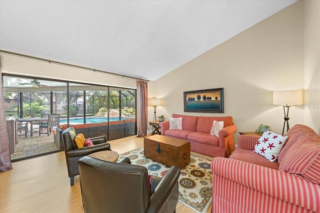 2995 EXETER DRIVE, CLEARWATER, FL — photo 5 of 30